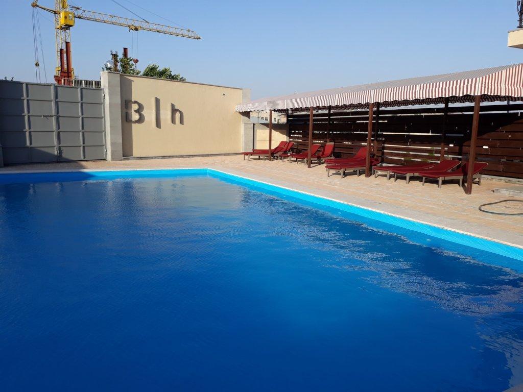 Bien hotel Ereván Exterior foto